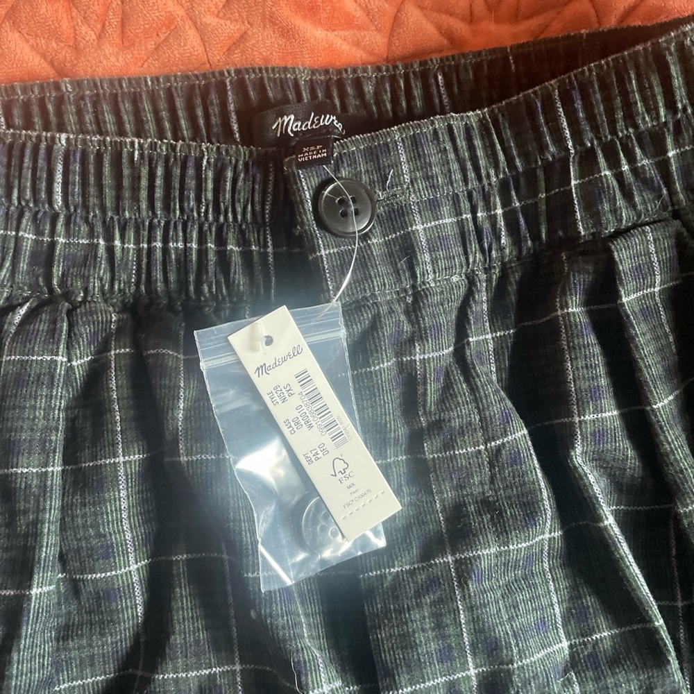 Madewell Corduroy Pull On Tapered Pants - Petite